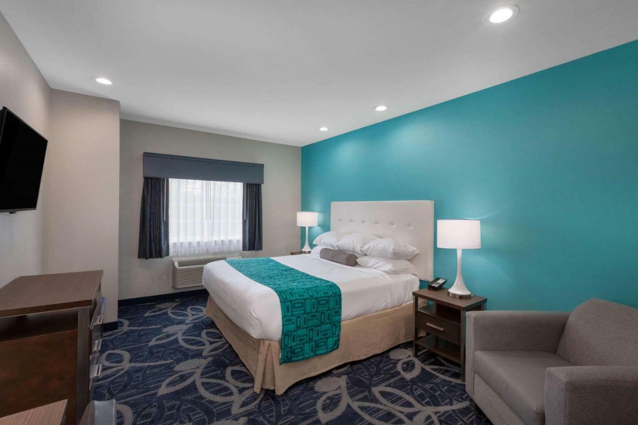 Americas Best Value Inn Houston Willowbrook Exterior photo